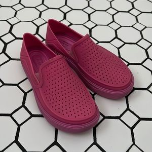Girls Pink Crocs Shoe